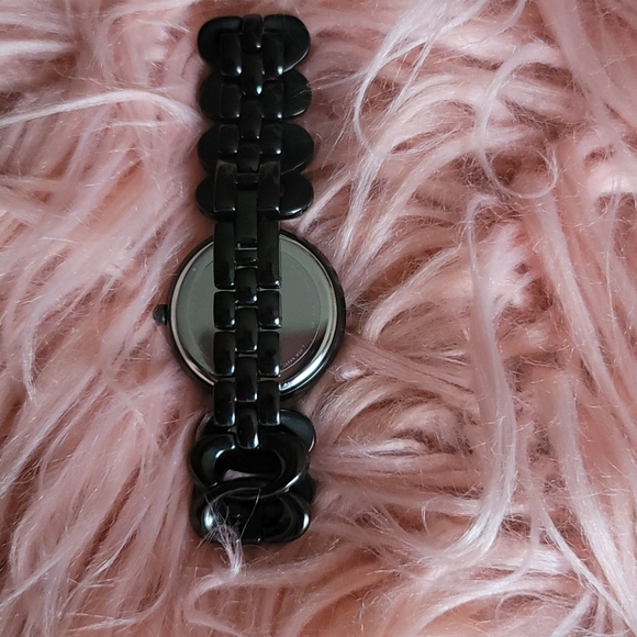 Watch - Picture 4 of 8